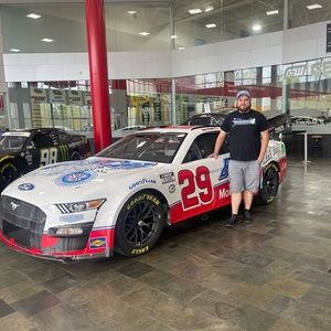 Meet your Posher, Austin